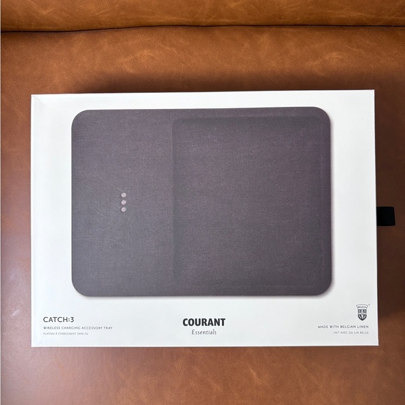 Catch:3 Wireless Charging Accessory Tray - Picture 2 of 3